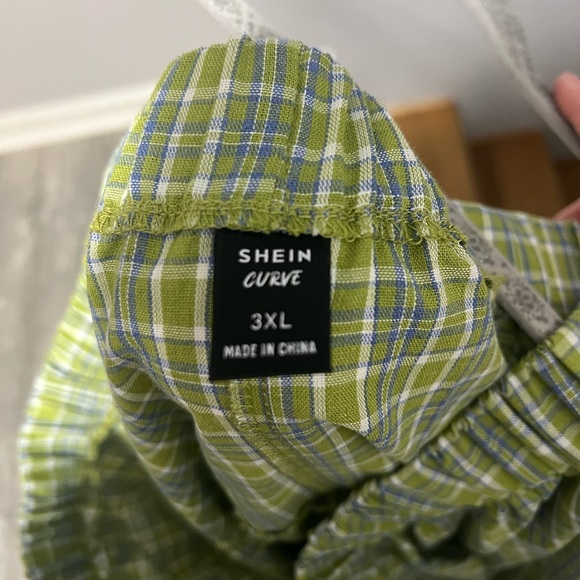 SHEIN Green Checkered A-Line Skirt - Picture 2 of 2